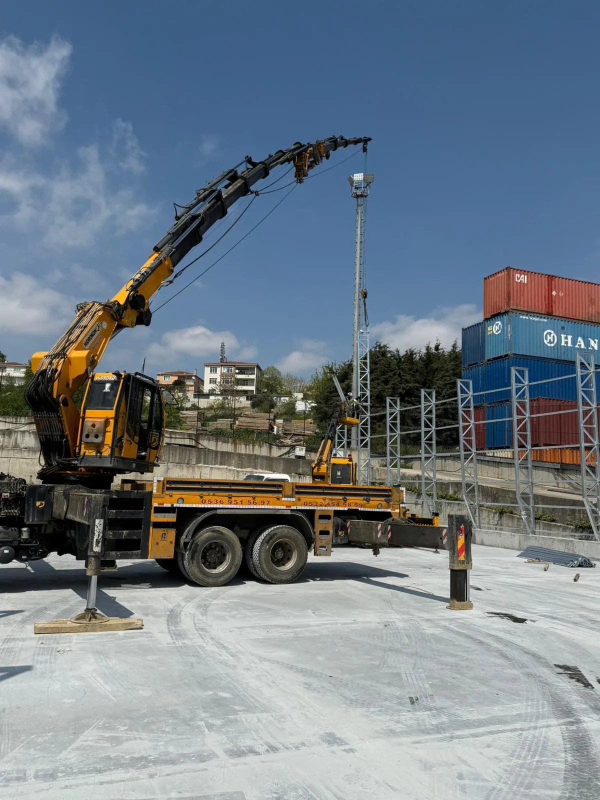 Kancalı Vinç Kiralama